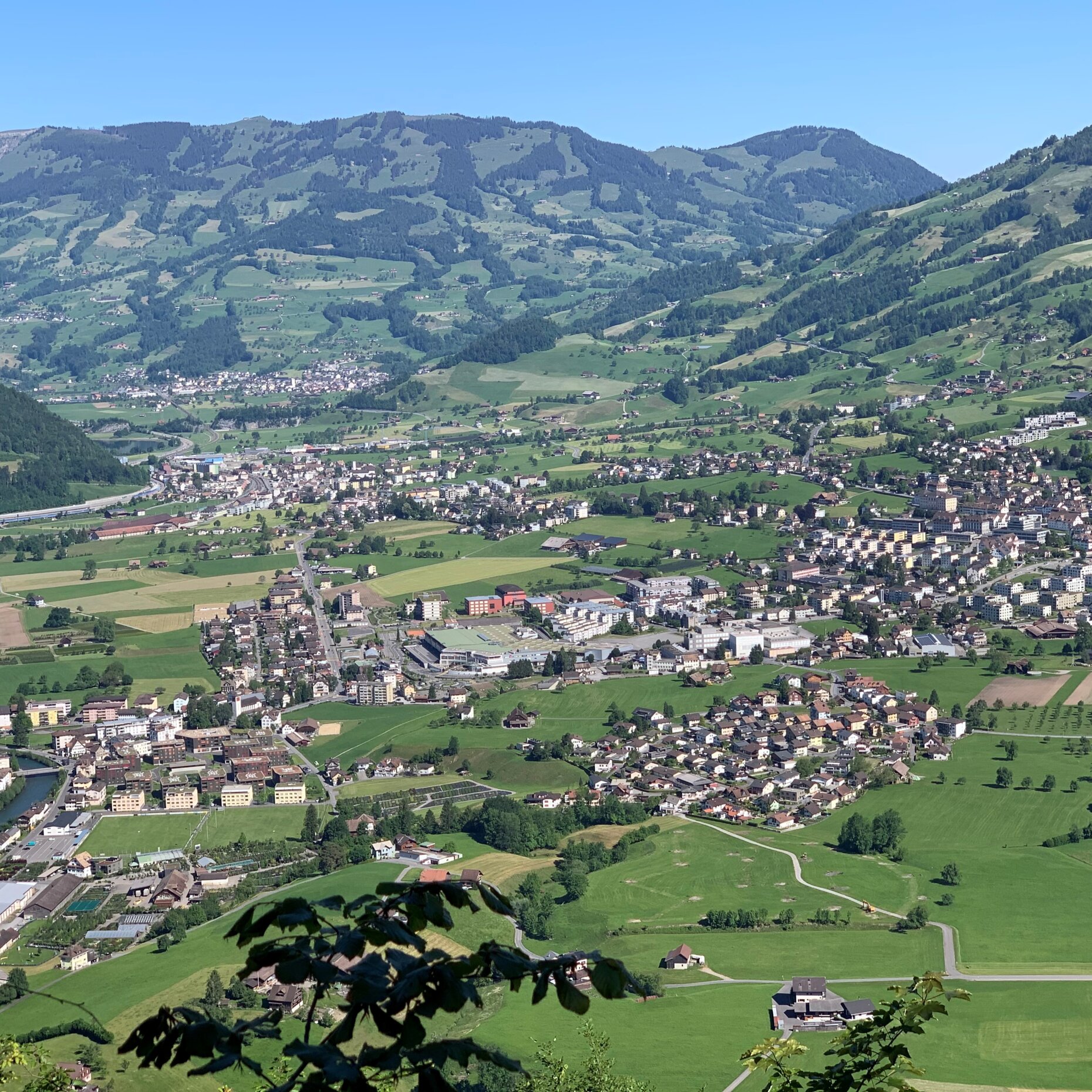 Ibach SZ | Bissig Reisen Carreisen - Städtereisen, Busreisen, Carausflüge